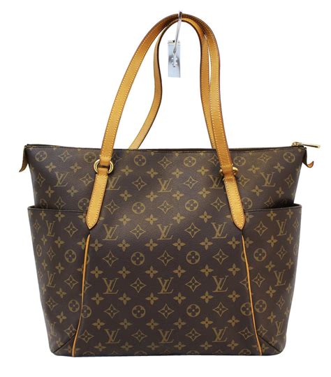 louis vuitton purse lv logo.